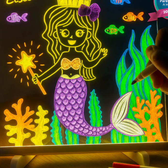 🌟 LumiDraw™ – LED-tavlen